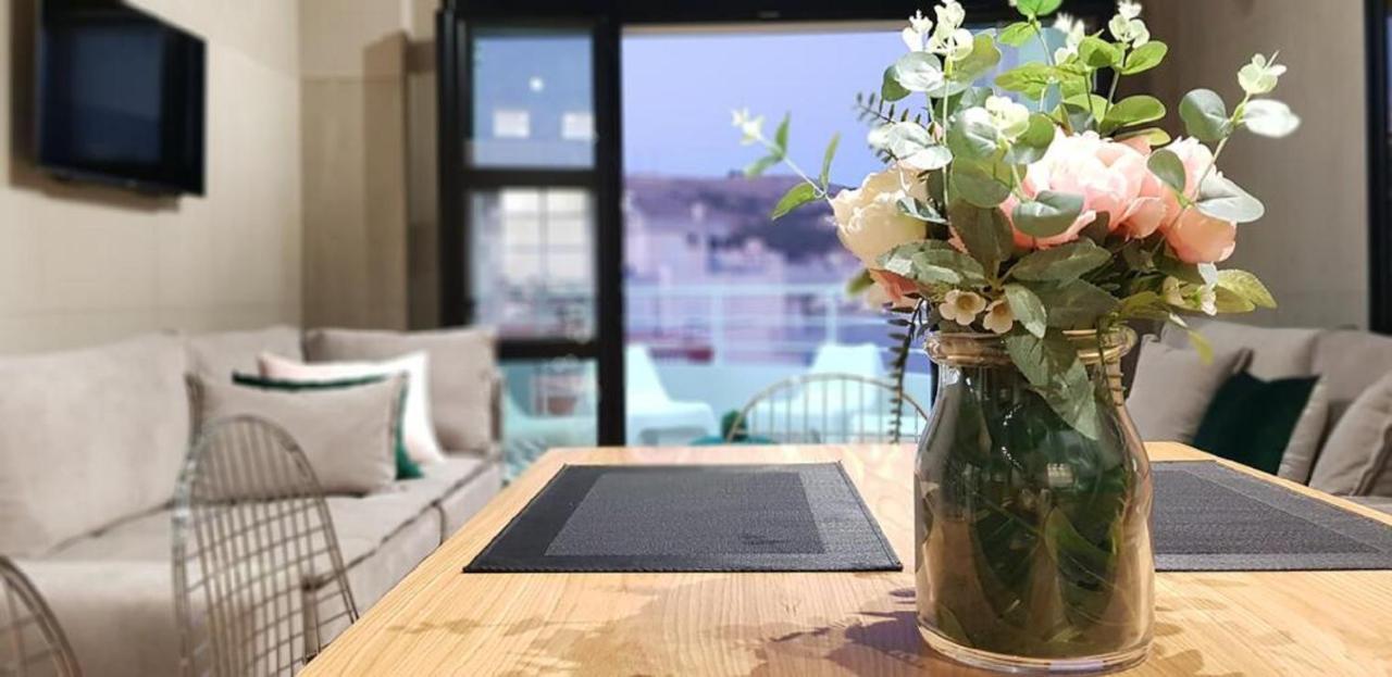Limani Luxury Apartments Beachfront Sarande Ngoại thất bức ảnh