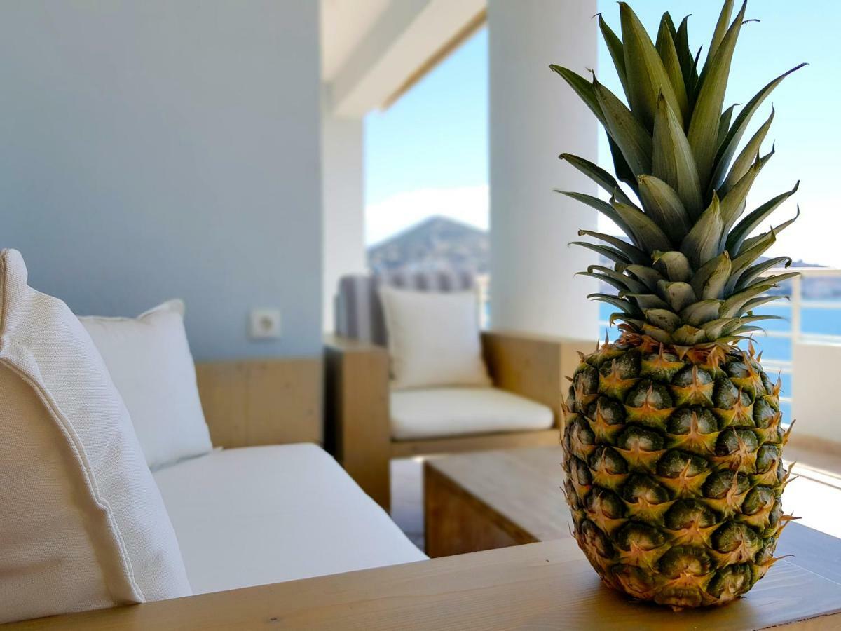 Limani Luxury Apartments Beachfront Sarande Ngoại thất bức ảnh