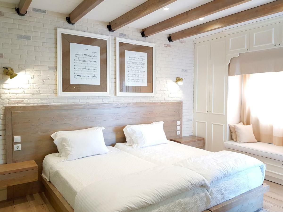 Limani Luxury Apartments Beachfront Sarande Ngoại thất bức ảnh