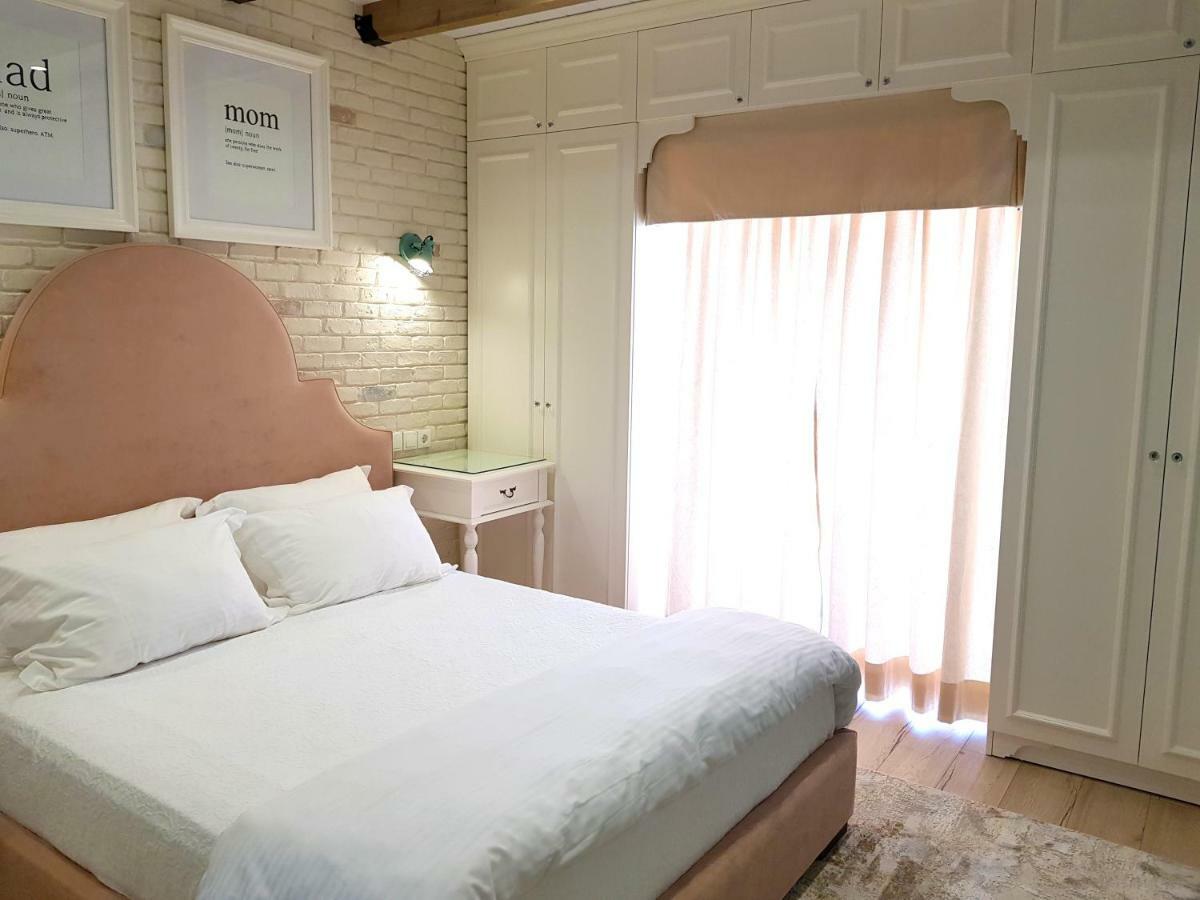 Limani Luxury Apartments Beachfront Sarande Ngoại thất bức ảnh